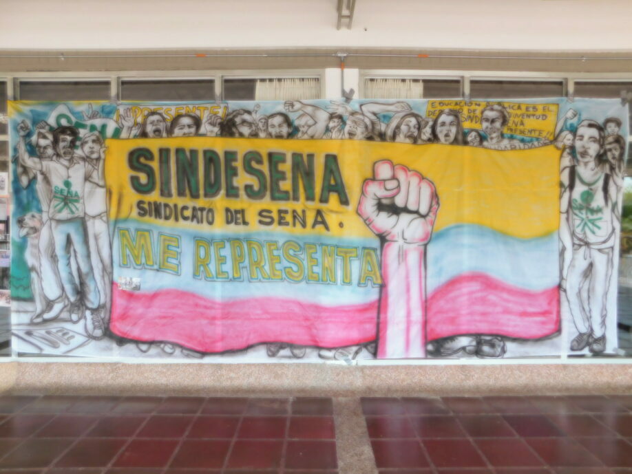 Respuesta a anónimo de algunos instructores del Centro de Mosquera