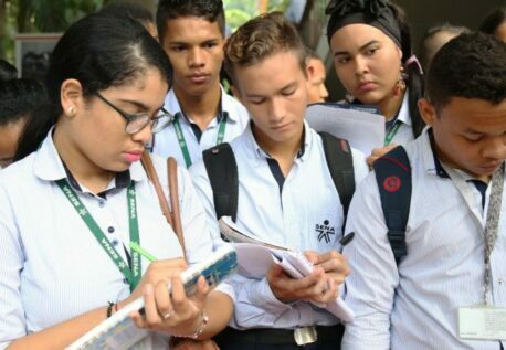 Derecho de Petición: Revisión aprendices a desertar por no realizar etapa productiva