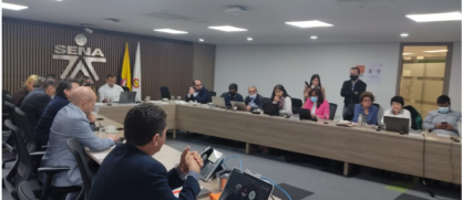 Una accidentada reunión de SINDESENA con director general y su Equipo Directivo