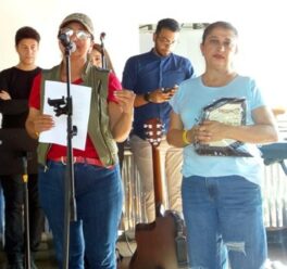 Carta de gratitud a SINDESENA, por tantos años garantizan-do el trabajo decente y el inicio de una pensión digna