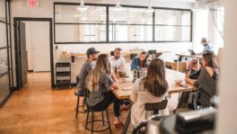 Informe de reuniones con relaciones corporativas de la dirección general