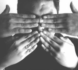 El SENA alienado: pérdida de su identidad